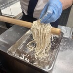 丸亀製麺 手づくり体験教室 - 茹でるのは職人さんが。