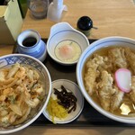 ウエストうどん - 料理写真:かき揚げ丼セット ご飯大盛 ごぼう天トッピング