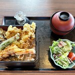 星空の中へ - 配膳時