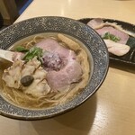 鴨と蟹 中華そば 燈 - 