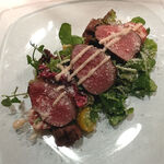 ビストロ　アギャット - 蝦夷鹿肉と季節の野菜添え