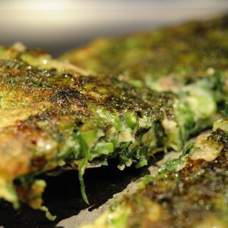 新鮮な海の幸や旬野菜など、四季の折々の味覚を鉄板焼きで堪能