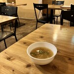 スパイシービストロ タップロボーン - 