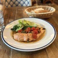 Bistro Buzz 赤坂 - 