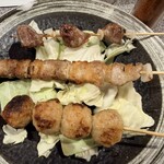 やまちゃん - ズリ220円、バラ220円、つくね190円