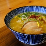 海老そば益々 - 鰹出汁そば