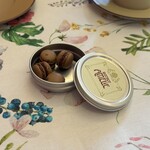 ビストロ アメリ - 最後はベビーマカロン♬