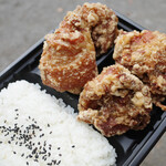 ほか弁　日本亭 - 料理写真:デカ4弁当(900円)