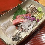 おおたに - 平目　宮城本鮪のお造り　かますの昆布締め炙り