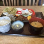 しらすや 腰越漁港前店 - 