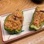 焼鳥 佐田十郎 - ピーマンの肉詰めは、生ピーマンを使ってるからパリパリ！さっぱり！