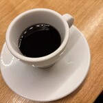 焼鳥 佐田十郎 - ラストは、エスプレッソと見せかけて、シジミの凝縮スープにイカスミを加えたもので、ごちそうさまでした