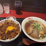 中華菜館 紅宝石 - 