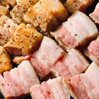 名古屋初!?レアサムギョプサルが味わえる韓国風居酒屋！