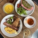 GARDEN HOUSE CRAFTS - 