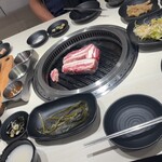 Jukusei Niku Senmon Ten Yopu no O Buta Shio Yaki Kichijoji Ten - 