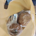 創作パン工房 UNE - 