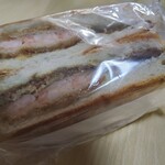 創作パン工房 UNE - 海老カツカレーパニーニ♡