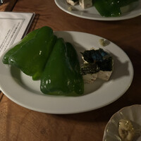 カルネジーオ イースト - 