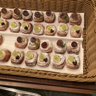 シャーウッドガーデン レストラン_1