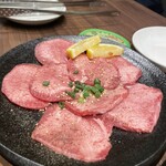 本格焼肉 韓国料理 徐家 - 