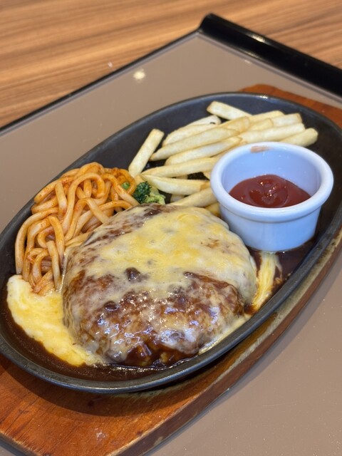 やよいんぐ Yayoi Ken Sapporo Eki Minamiguchi Ten - Sapporo/Cafeteria