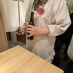 肉のウヱキ - 店員さんの割烹着が可愛いすぎ