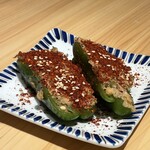 肉のウヱキ - たっぷりの唐辛子と肉味噌が合う