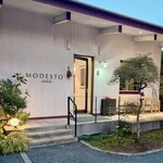 モデスト - 