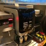 乃の風リゾート - 【2014年07月】豊富な珈琲マシーンが並んでます。