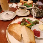 トリコロール - 