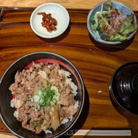 すき焼き 牛しゃぶ 松重 - 