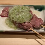 肉のウヱキ 代々木店 - とろ生レバー串　　275円✖️2  これぞとろけて飲める生レバー