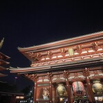 浅草もんじゃ もんろう - 五重塔と浅草寺