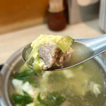 新喜楽 - 鴨肉。クセなく美味しい