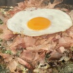 浅草もんじゃ もんろう - チーズin目玉焼き天