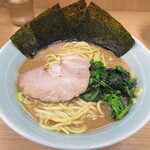 武蔵家 - ラーメン 並 900円