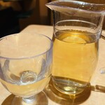 サイゼリヤ - デキャンタ大の白\(//∇//)\