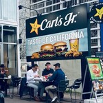 カールスジュニア 横須賀店 - 