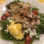 ピッツェリア カント デッラ テッラ - ボリューム満点