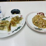 中華料理 紅来軒 - 炒飯＆餃子