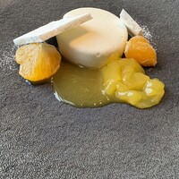 DINING & BAR TABLE 9 TOKYO - 