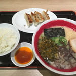 日本平パーキングエリア（上り線）レストラン日本平亭 - とんこつラーメン餃子セット