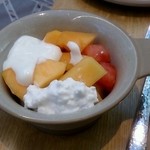 Root25 Taphouse & Kitchen - 