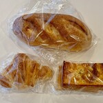 ブレッドハウス - 料理写真:チーズレトロ、クロワッサン、ハムチーズフレンチトースト