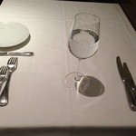 オーグードゥジュール メルヴェイユ - Ｈ26.11 テーブルセッティング