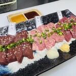 居酒屋 とんや 食肉市場直送 - 上三点盛り(レバー・タン・ハツ）