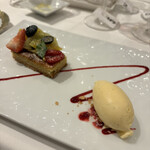 メゾン ポール・ボキューズ - デザートのタルト