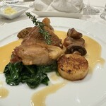 326182081 - 鴨コンフィ　付け合わせも美味しい