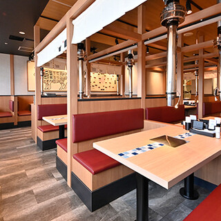 駅近ショッピングモール内◆家族や友人と楽しめるゆったり店内